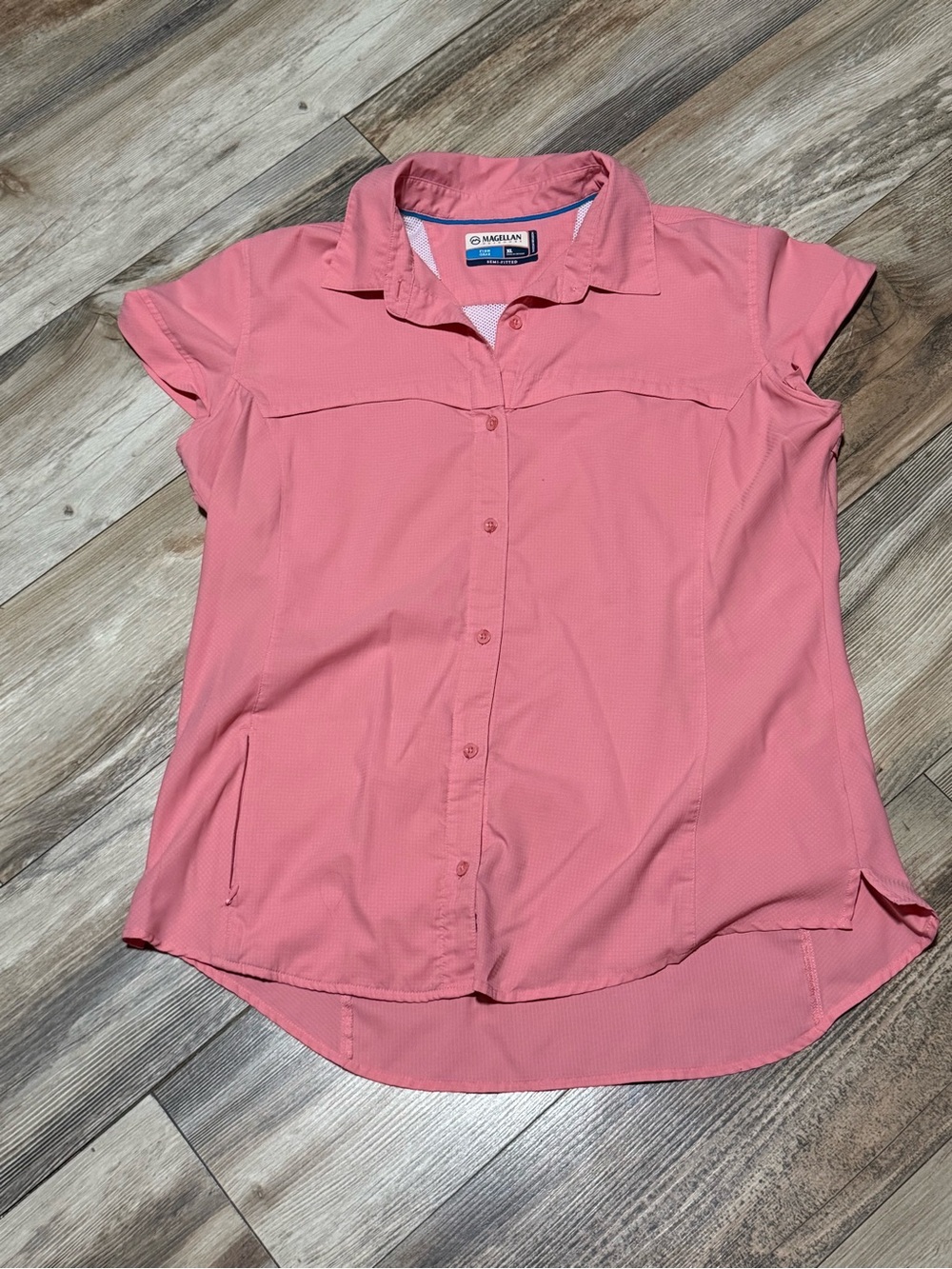 Magellan Outdoors Coral Pink Short Sleeve Button-Front Shirt